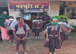 School bags donated to Parchuri School No. 3 Sangameshwar, Ratnagiri - Saunvardhan Pratishthan